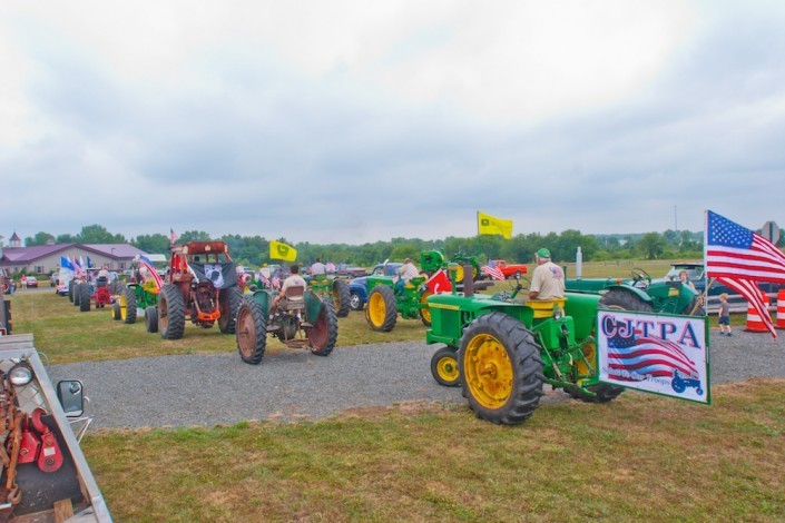 Tractor Parade by Deirdre Ryan Photography11
